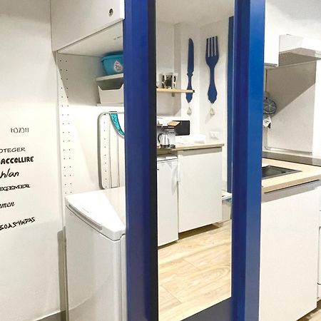 Appartamento Blu A Milano Zona Ripamonti Vicino Allo Ieo Exteriör bild