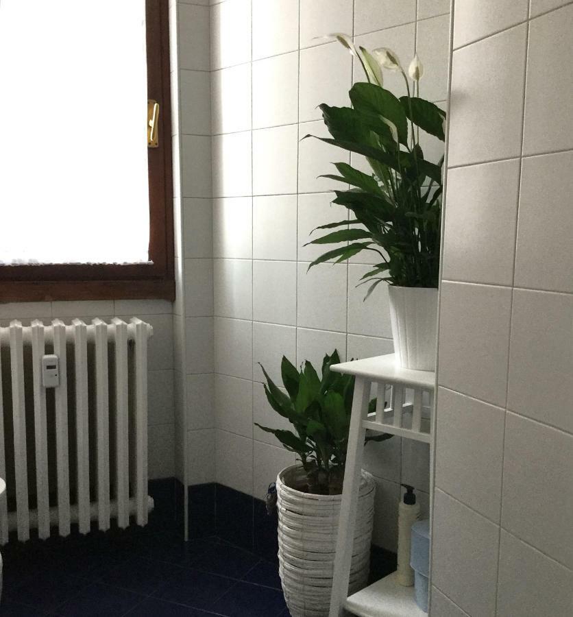 Appartamento Blu A Milano Zona Ripamonti Vicino Allo Ieo Exteriör bild